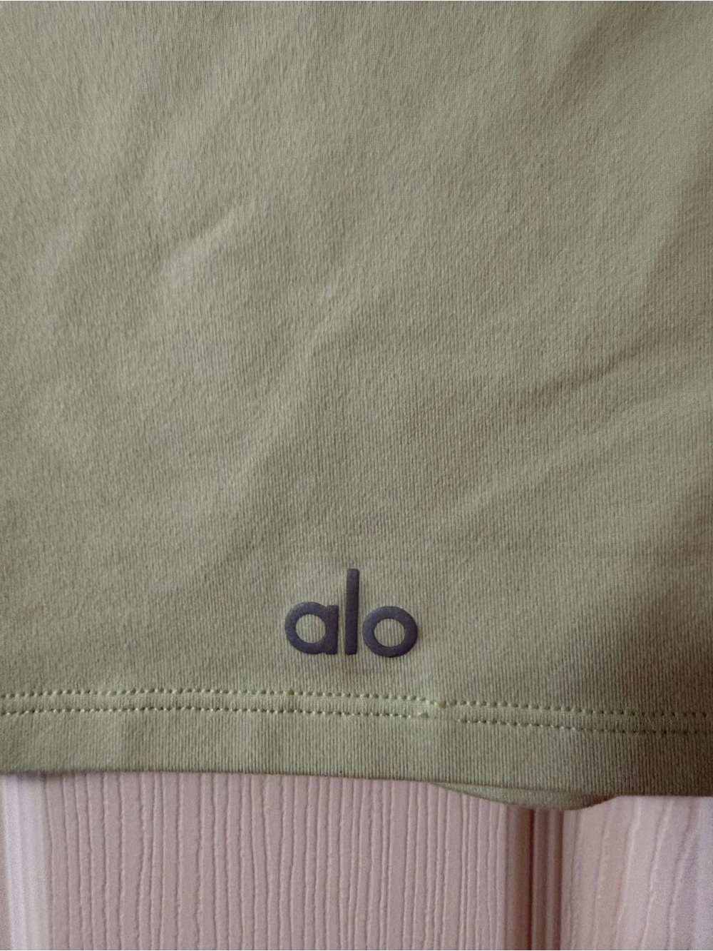 Alo - Picture 3 of 5